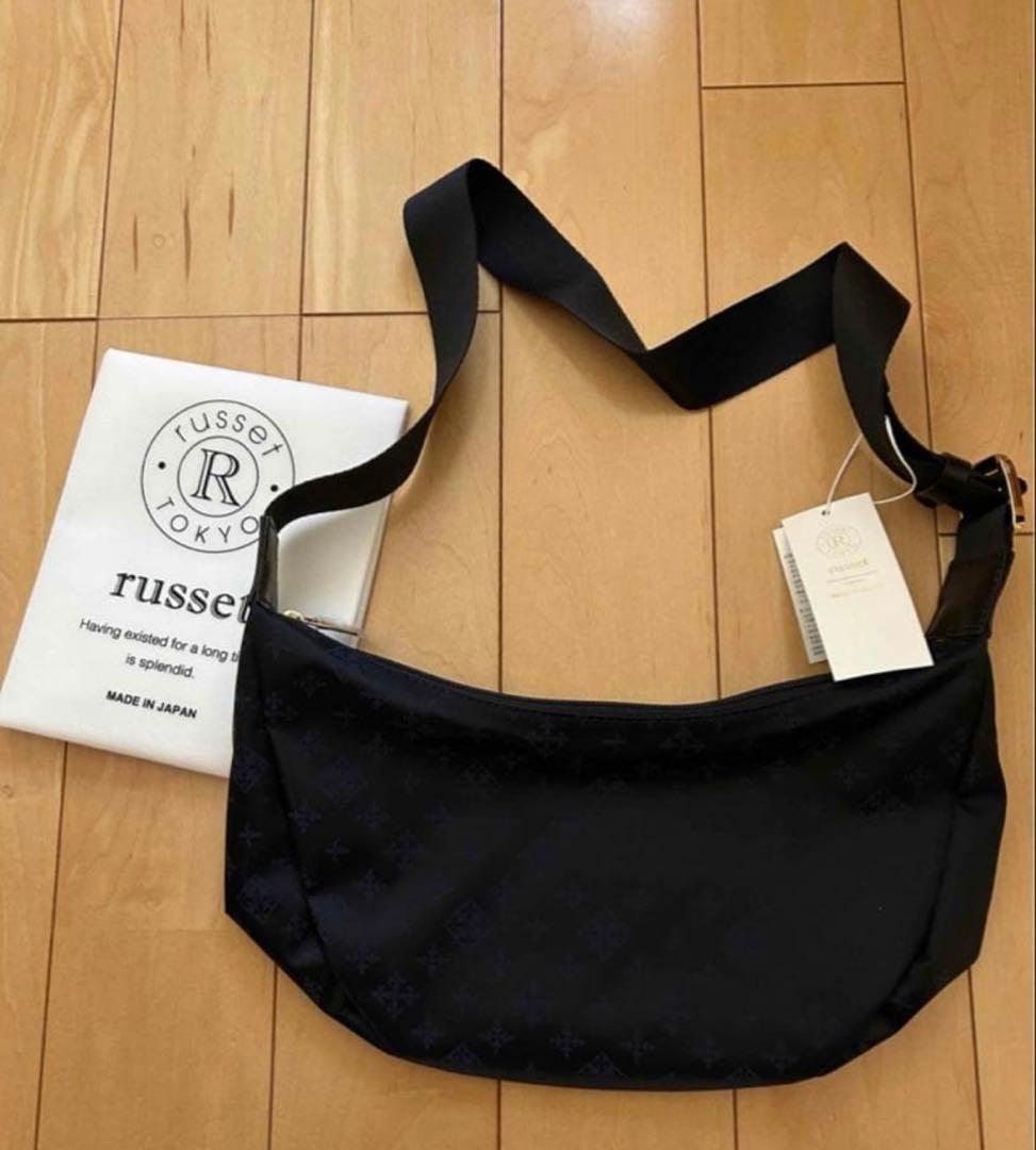 完売　ラシット　russet ラウンドショルダーバッグCE-1327-WE russet（ラシット） ナイロンラウンドショルダーバッグ (CE-1327-WEB