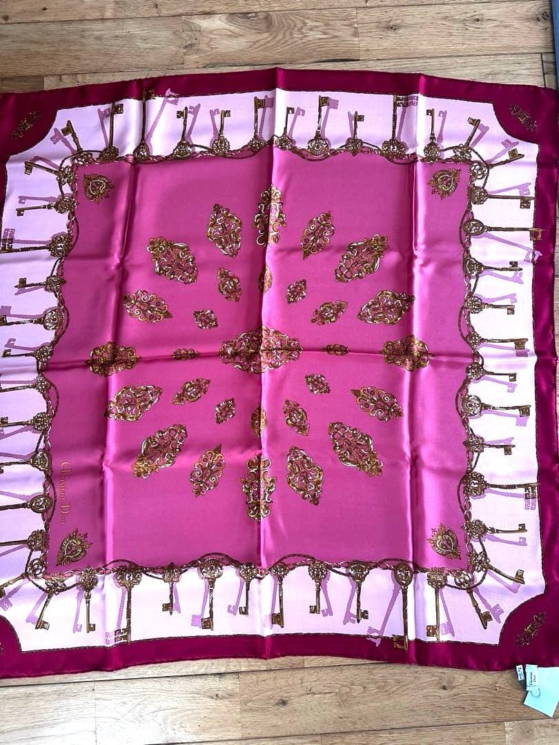 Christian Dior 鍵デザイン スカーフの通販はau PAY マーケット - 輸入