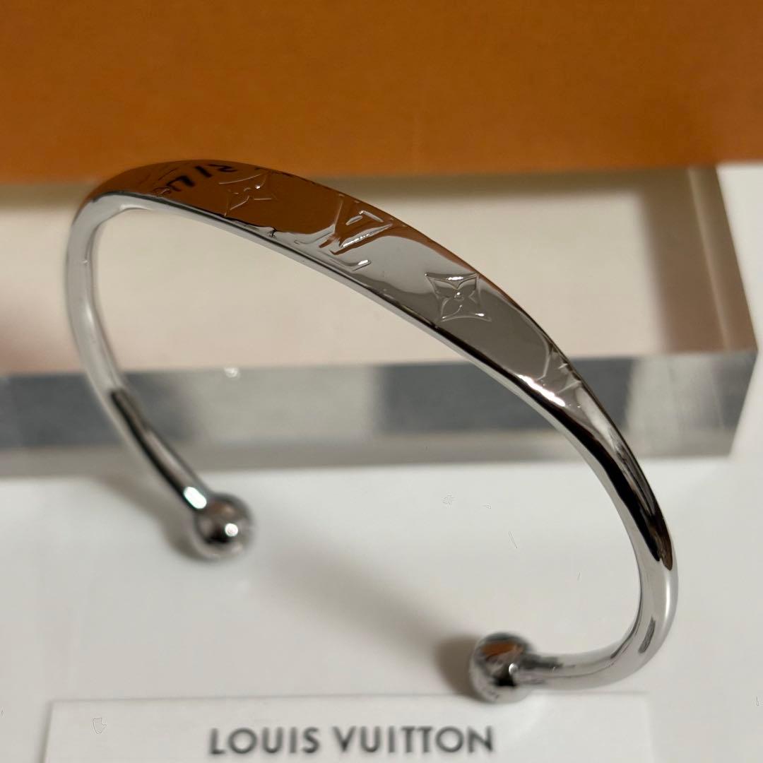 LOUIS VUITTON 新品同様品　ジョンクモノグラムバングル　極美品　L LOUIS VUITTON（ルイ・ヴィトン） ジョンク モノグラム ブレスレット