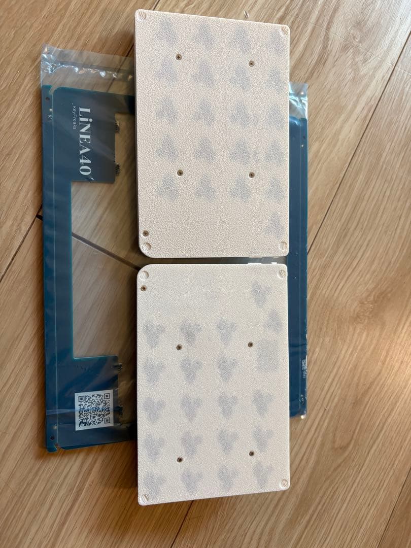 新品】LiNEA40 ホワイト 組み立て済み(キースイッチ/キーキャップ無