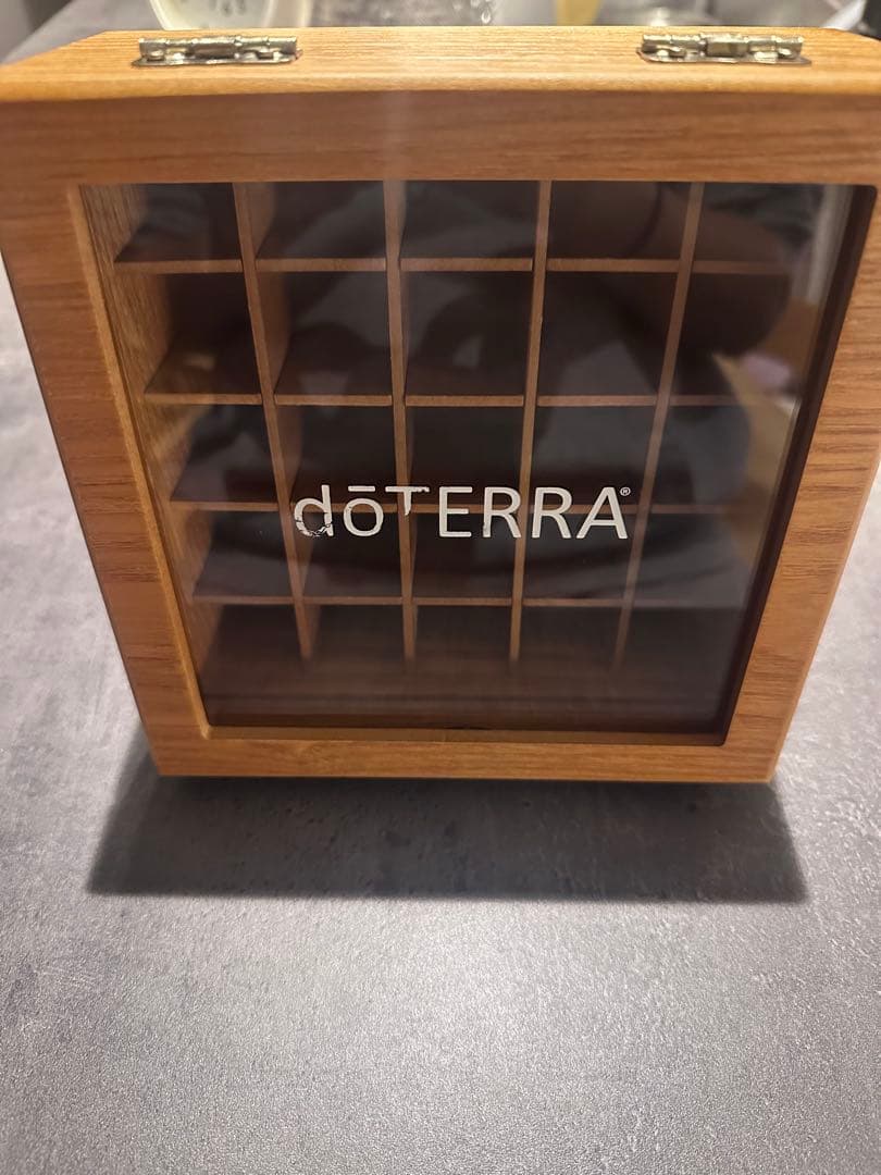 ドテラ 木箱 25本 doTERRA - メルカリ