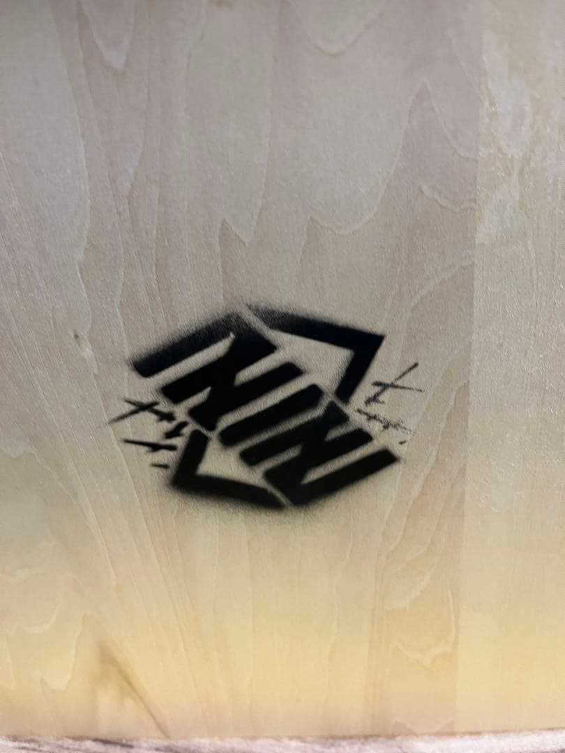 現代アート HYKRX ヒャクラク ステンシルアート - メルカリ