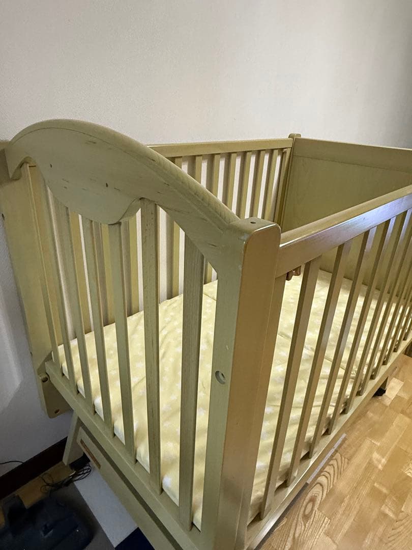 《付属品全てあり》アップリカ　ベビーベッド