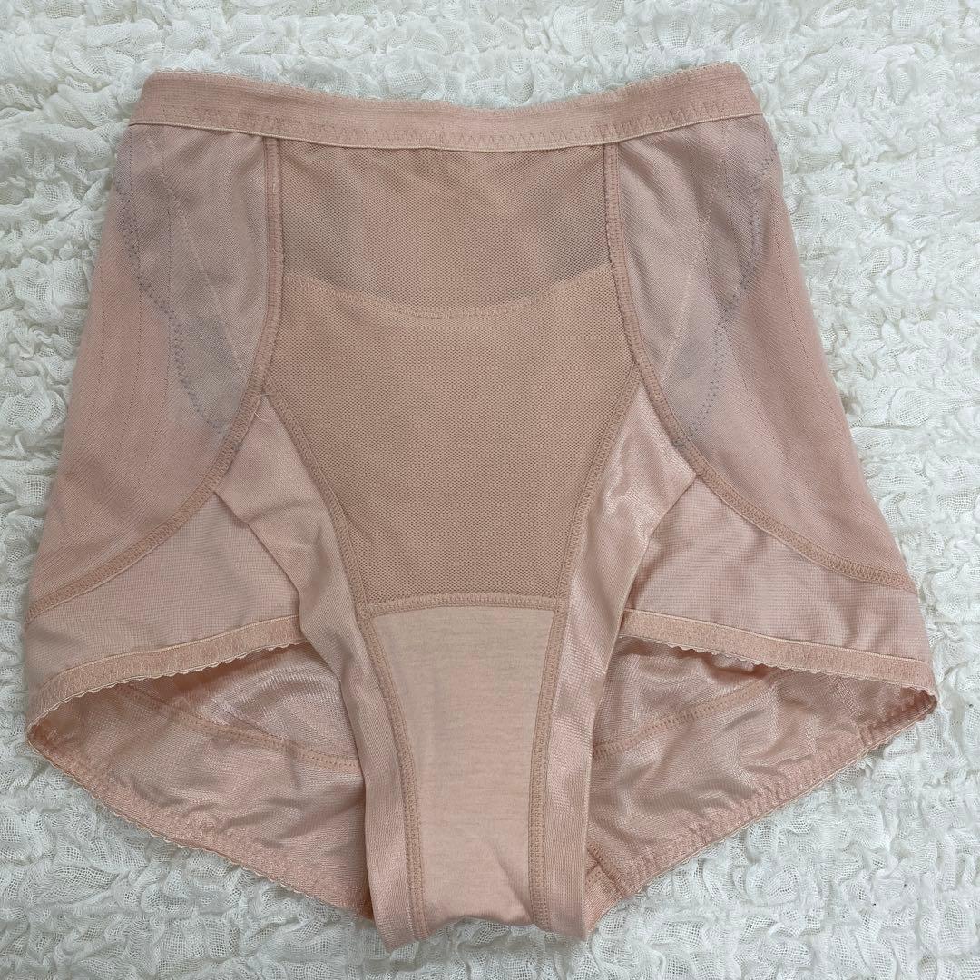 マルコ 補正下着 ショートガードル カーヴィシャス カレスピンク