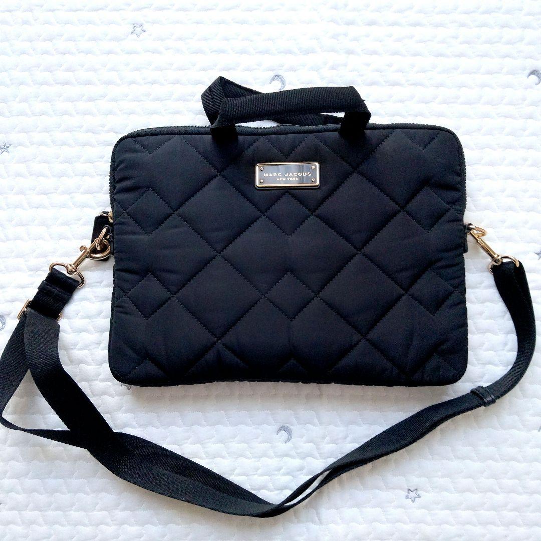 MARC JACOBS ブラック キルティング PCケース
