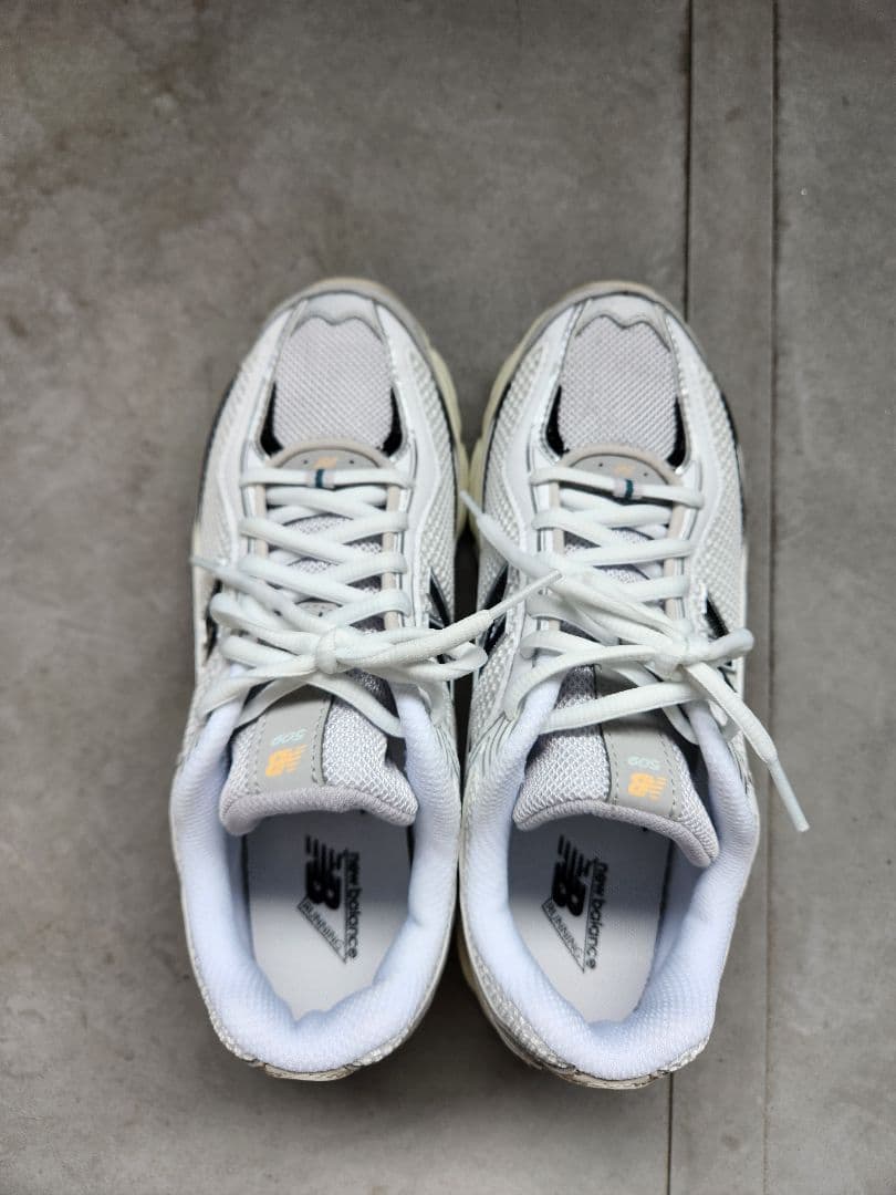 23.5cm NBスニーカー U509V1