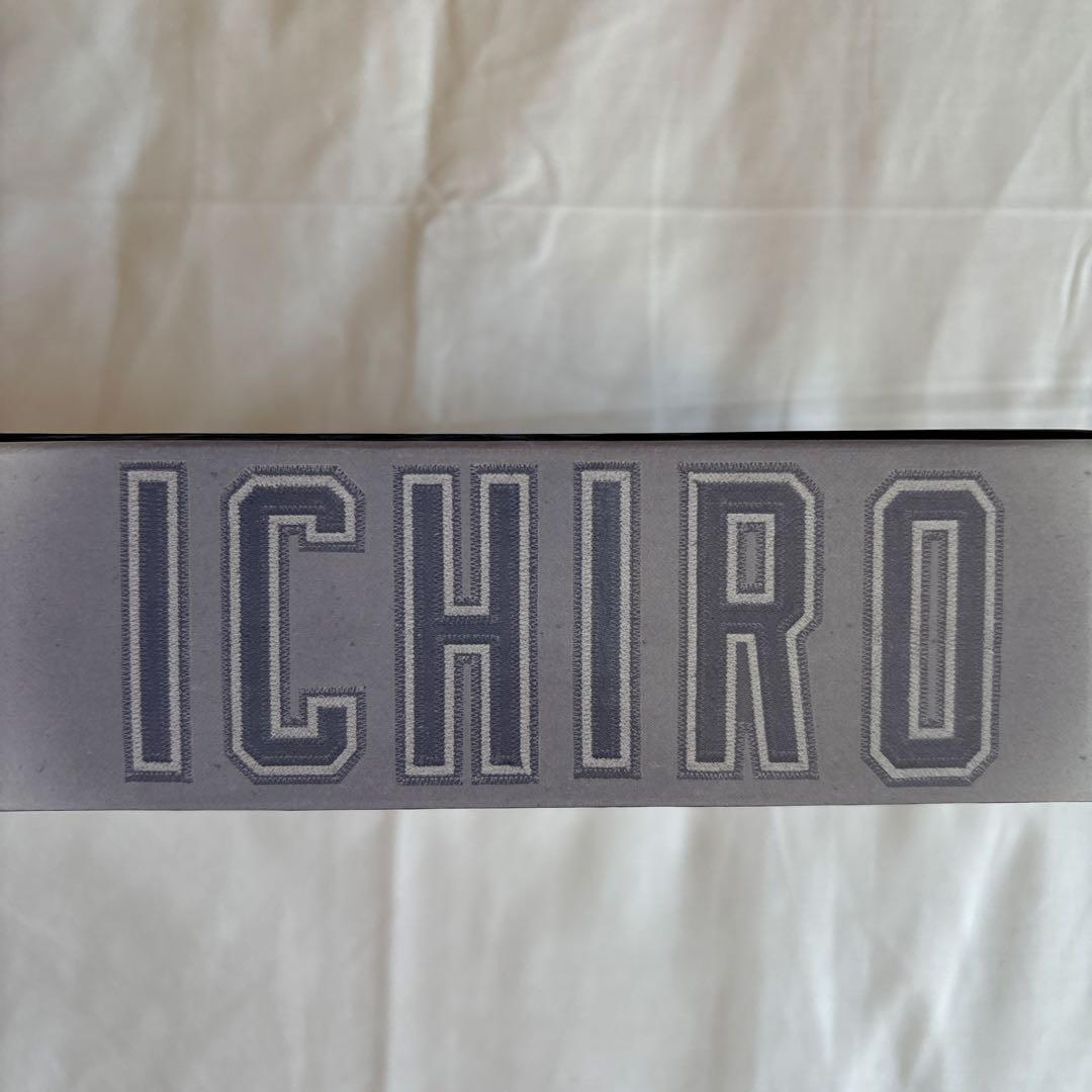 イチロー MLB殿堂入り彫刻プラーク 盾 記念品 - メルカリ