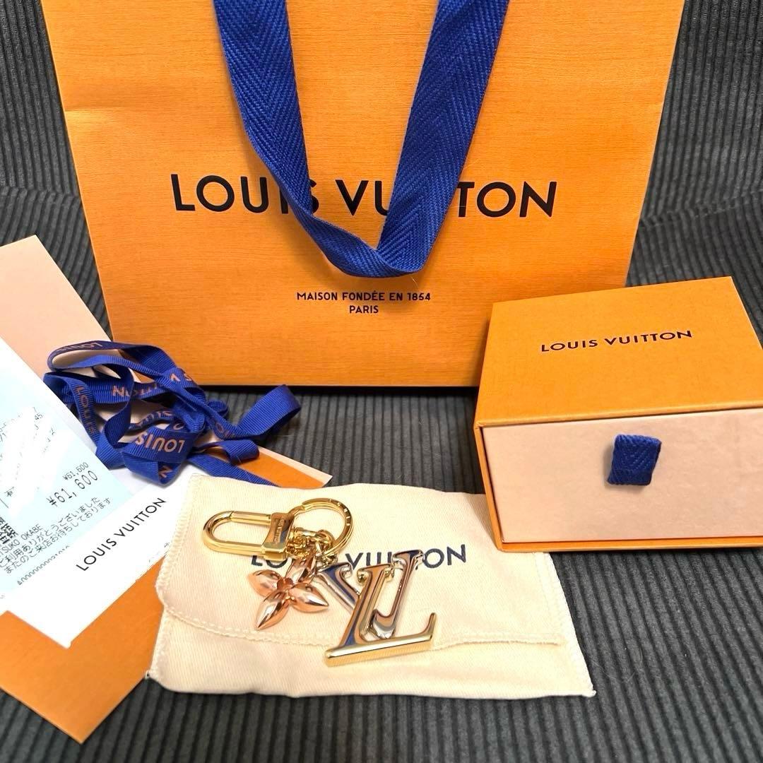 正規品ルイヴィトンLOUIS VUITTON ニューウェーブキーホルダーチャーム 楽天市場】LOUIS VUITTON ルイ ヴィトン ポルトクレ LVニューウェーブ2