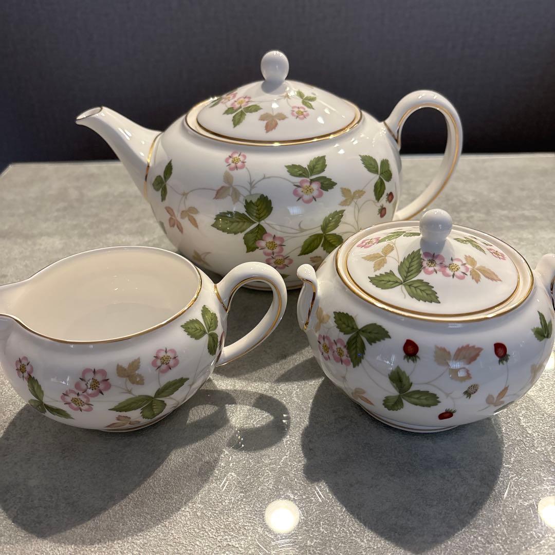 ウエッジウッド　ワイルドストロベリー 3点セット(Lサイズ) 楽天市場】【P10倍・クーポン】ウェッジウッド (Wedgwood) ワイルド