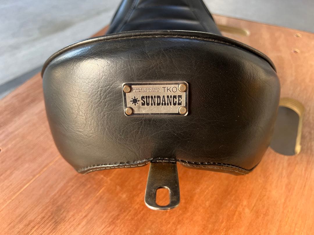 サンダンス シングルシート ダイナ ハーレー - メルカリ