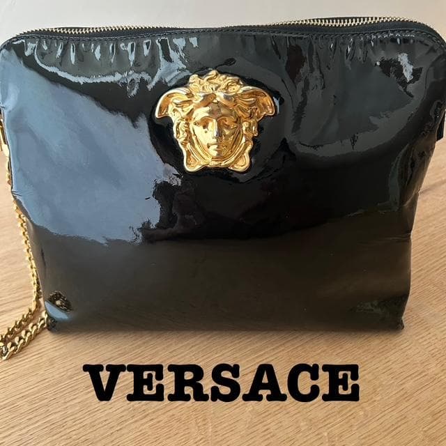 VERSACE メデューサ エナメル クラッチバッグ セカンドバッグ - メルカリ