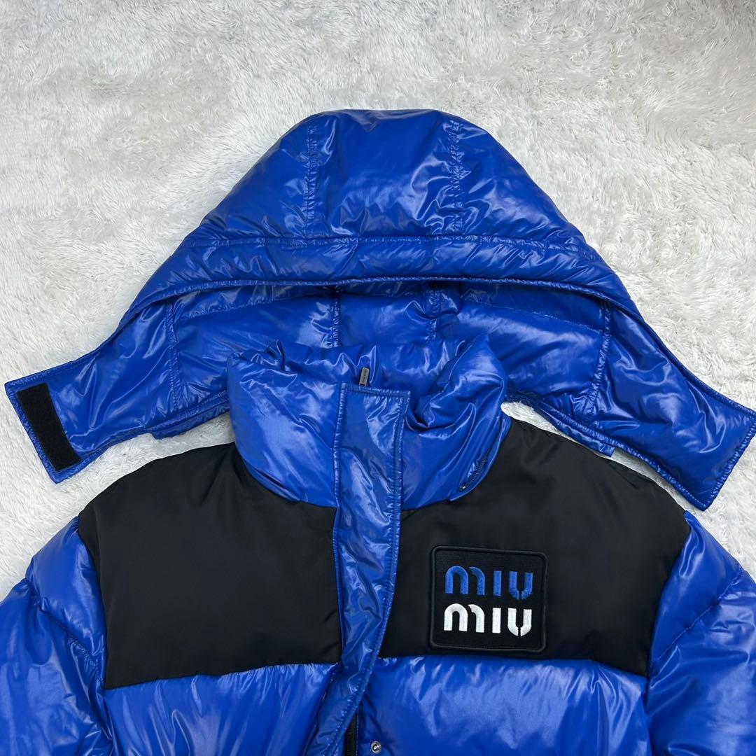 6087【タグ付き】ミュウミュウ‪☆刺繍ロゴ入りバイカラーダウン サイズ40‬