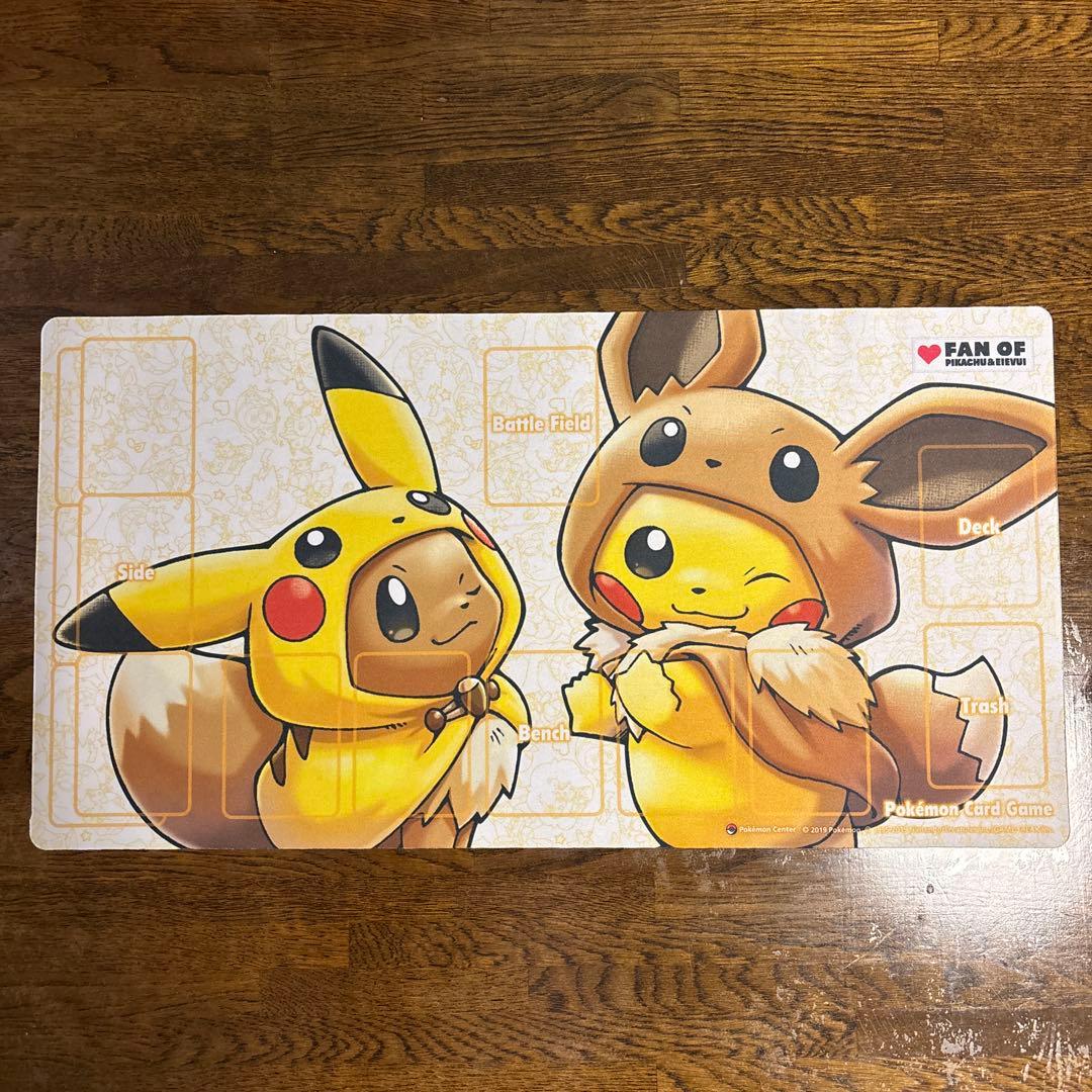 プレイマット FAN OF PICACHU & EIEVUI - メルカリ