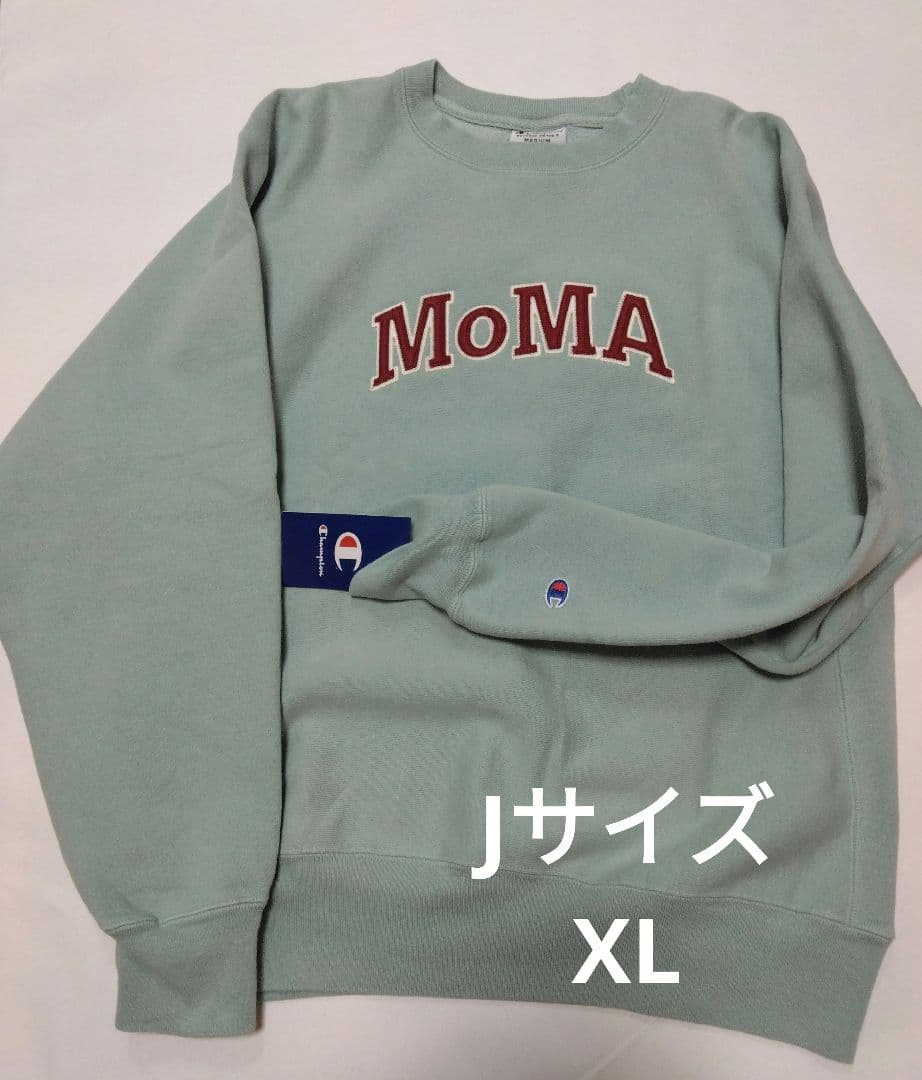 h*7様 【希少】MOMA×Champion 刺繍ロゴスエット MoMA限定 Championクルーネックスウェットシャツ (MoMA/スウェット