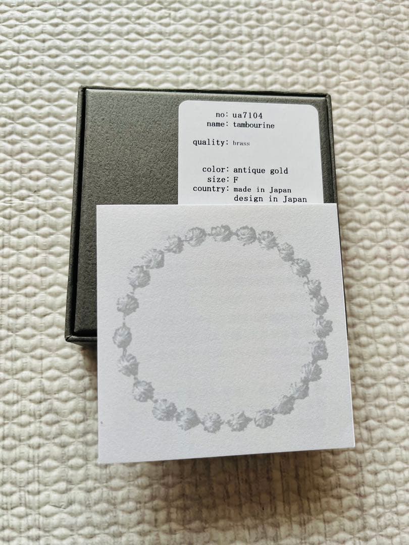 ⭐︎新品 minä perhonen タンバリン ブローチ - メルカリ