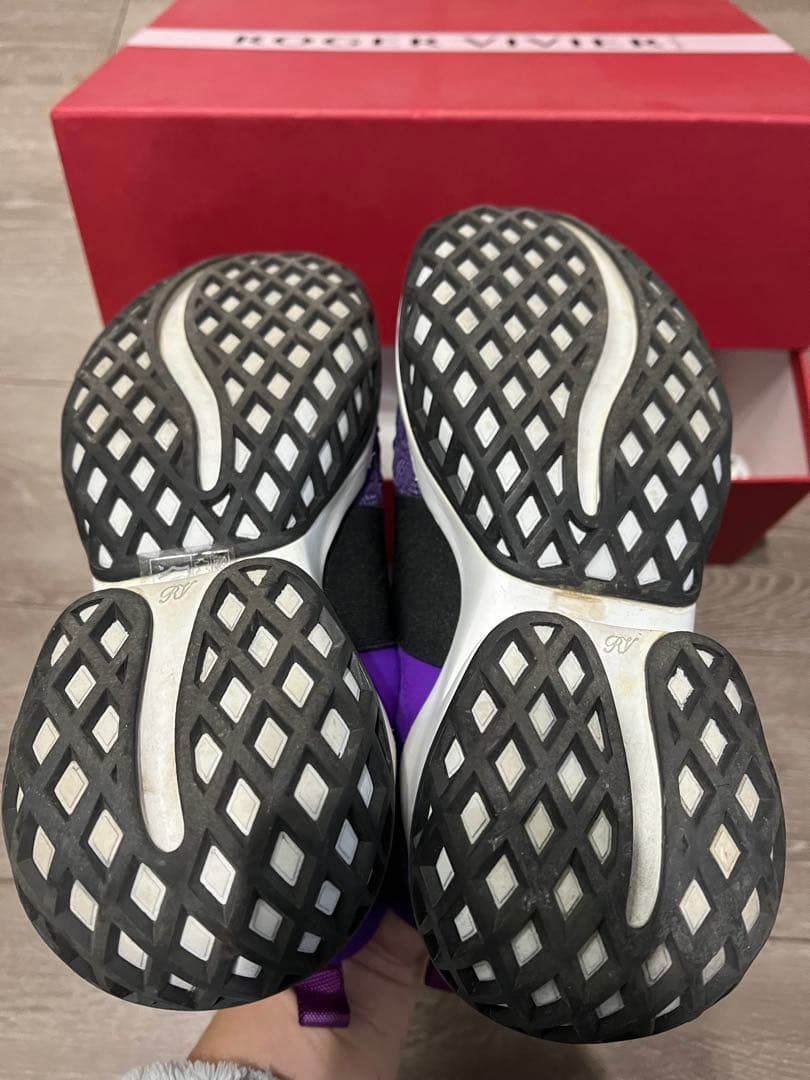☆美品☆ROGER VIVIER スニーカー　ロジェヴィヴィエ　35.5cm