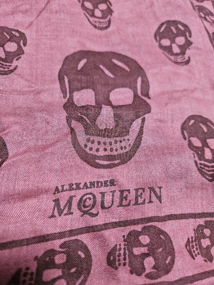 ALEXANDER MCQUEEN スカルプリント 大判ストール - メルカリ