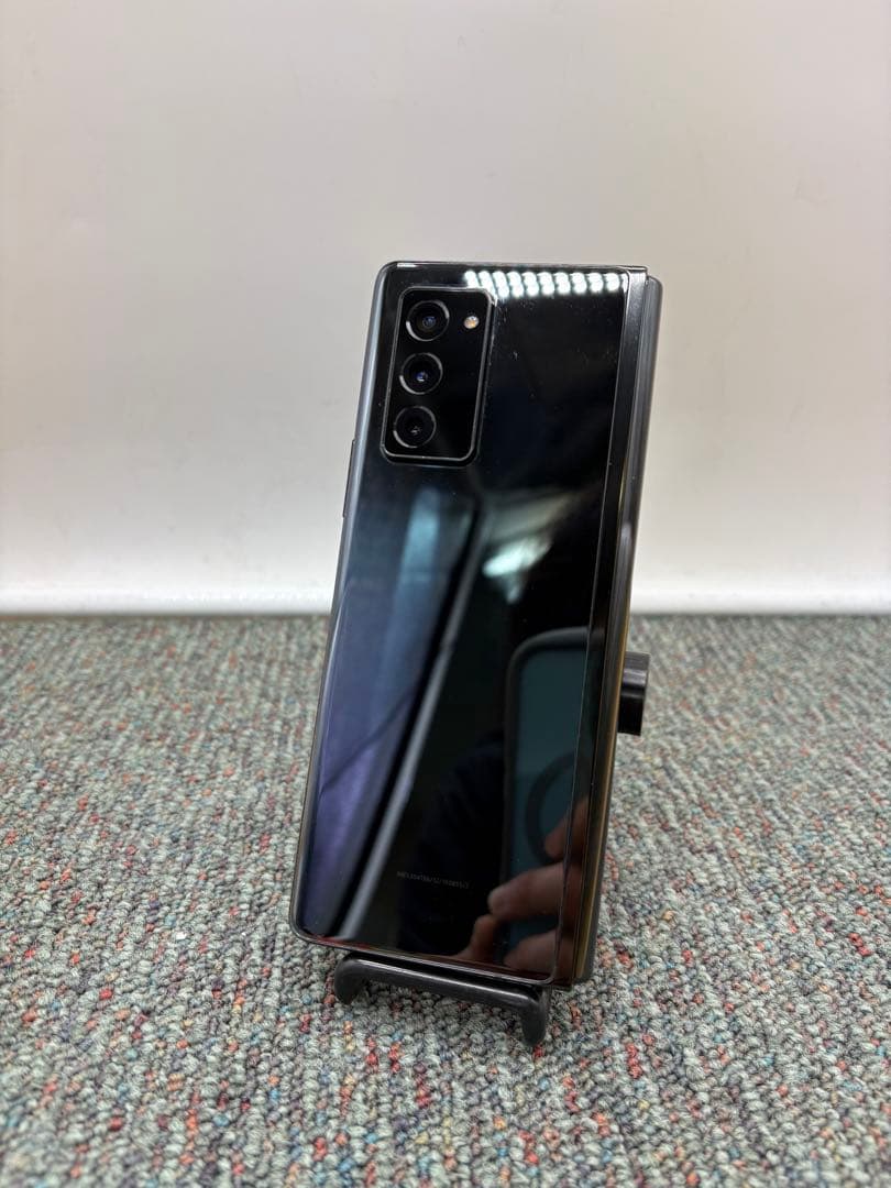 Galaxy Z Fold2 5G　256GB　スマホ　Android　970 Samsung Galaxy Z Fold2 5G Smartphone with a Snapdragon 865+ 5G