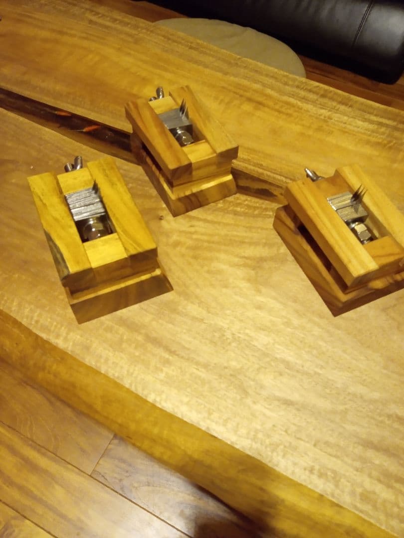 ラウハラ専用アイテムキュ―フくんミニカッター＆鞣し棒セット - メルカリ