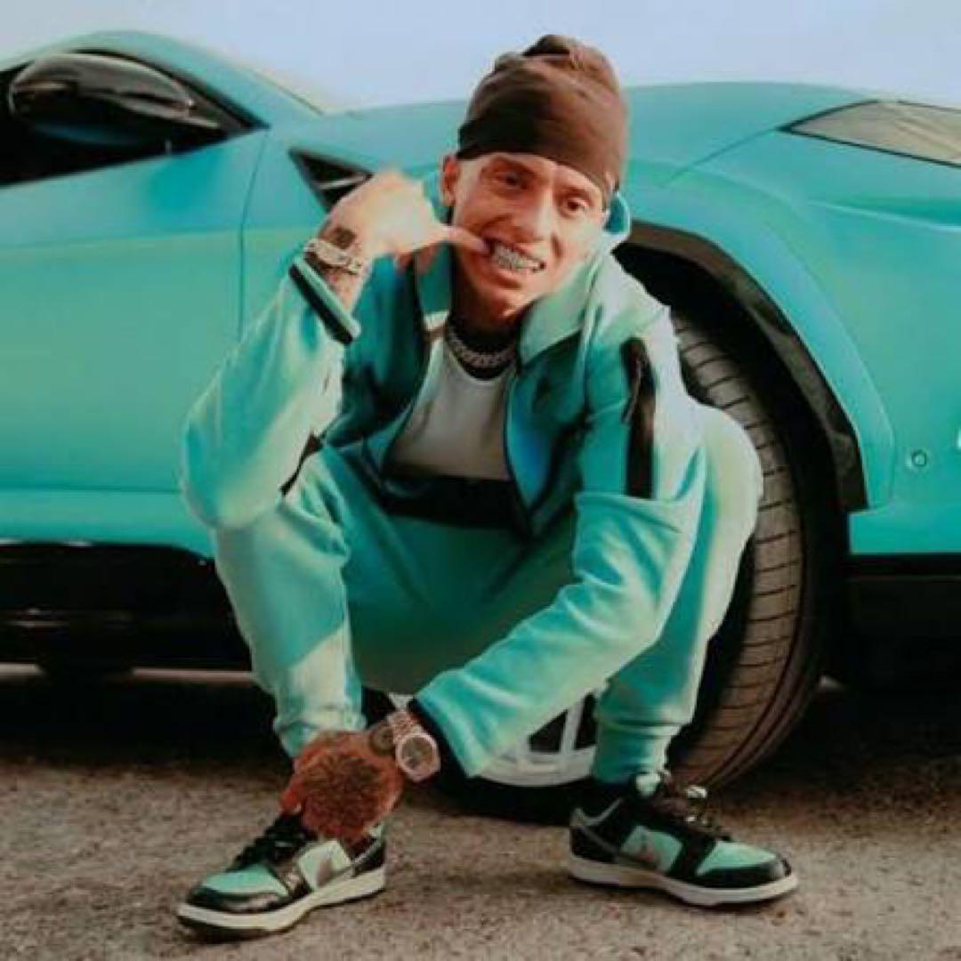 Central Cee着用 NIKE ナイキ テックフリース セットアップ - メルカリ