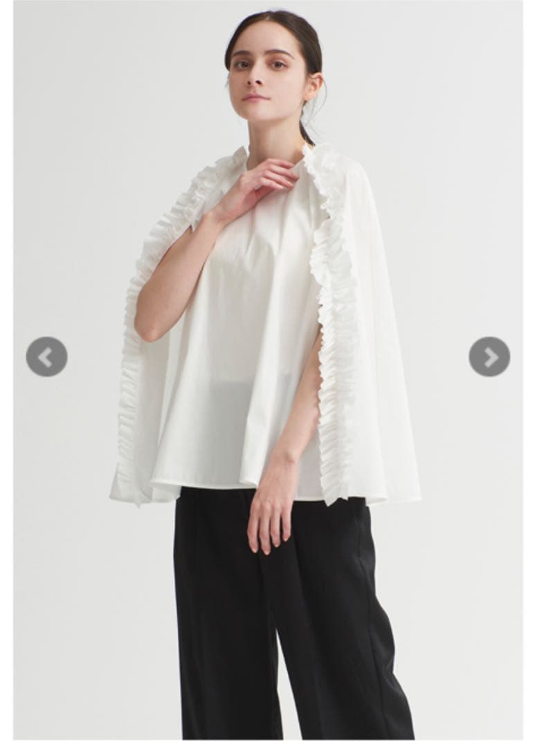 yori ケープフリルブラウス yori ヨリ ケープフリルブラウス プルオーバー 黒 ブラック 近年モデル