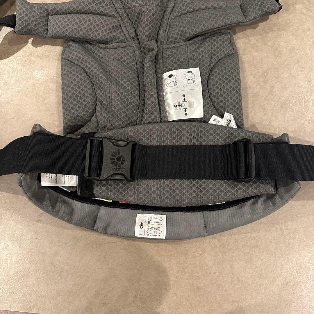 は*る様 【極美品】ergobaby OMNI breeze グレー ポーチ カ - メルカリ