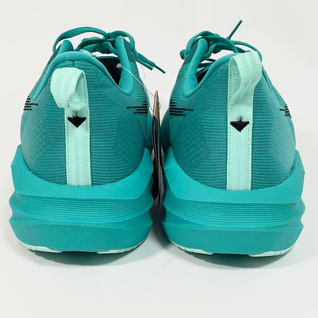 【未使用品】アシックス　NOVABLAST5 32.0cm ランニングシューズ