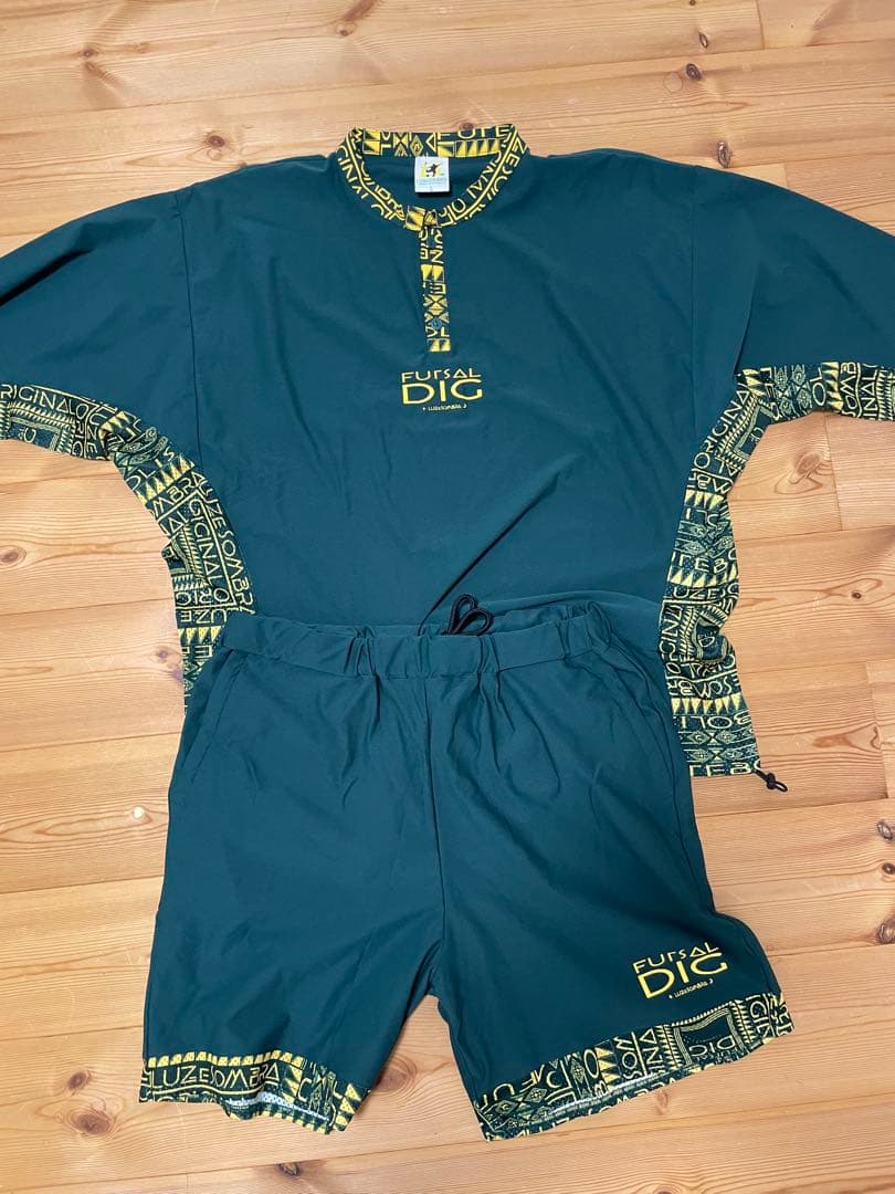 も*ー様 Luz e Sombra FD フットサルウェアセット ルースイソンブラ（LUZ e SOMBRA） ジュニア L2222264 CHIC 中綿