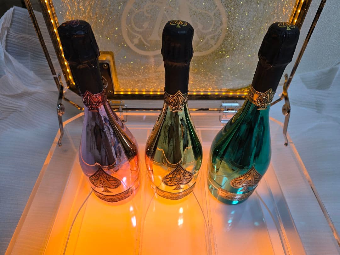 アルマンド 信号機 最新 アタッシュケース LED オイルタイプ 3本