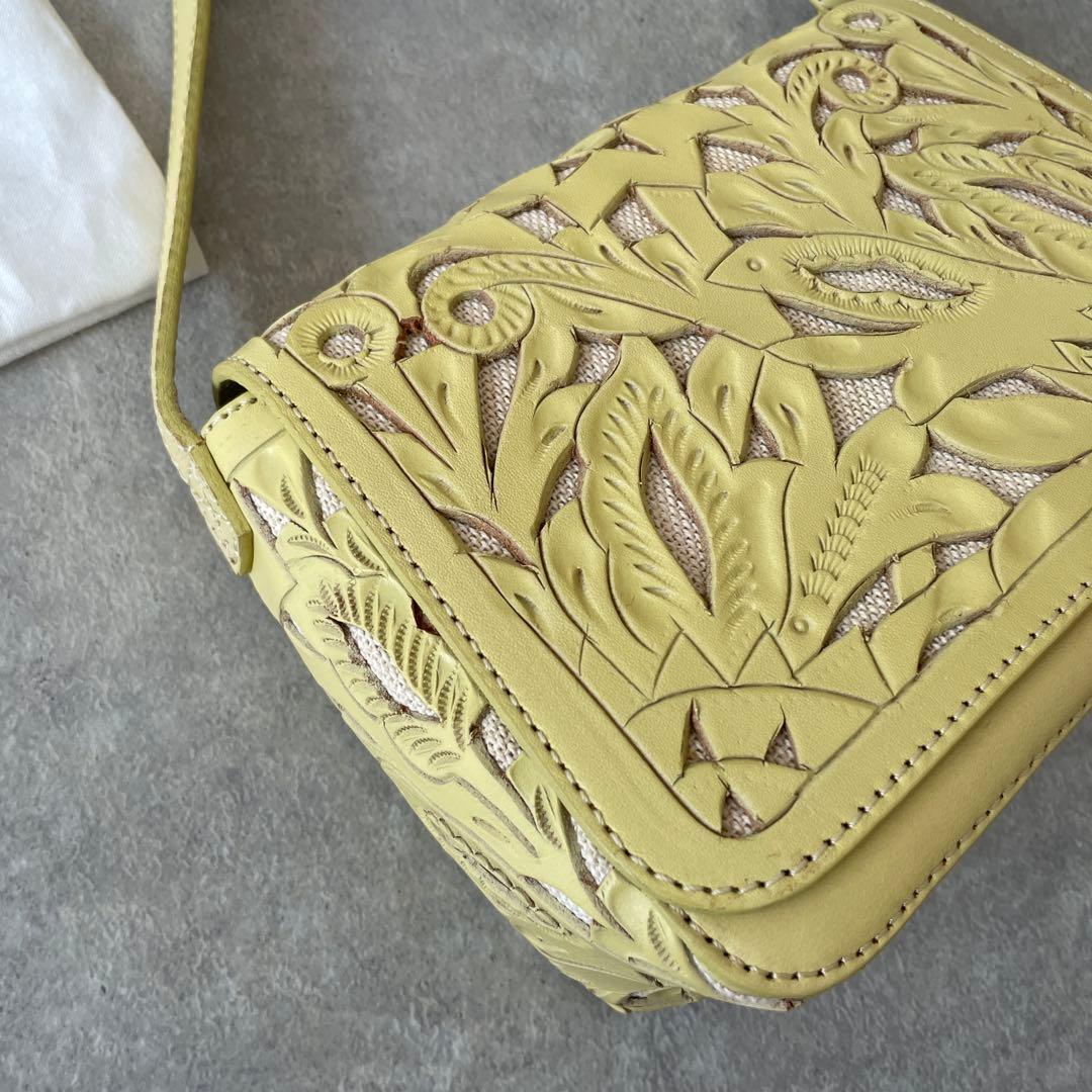 新品未使用【定価3万】Carving Tribes イエローショルダーバッグ