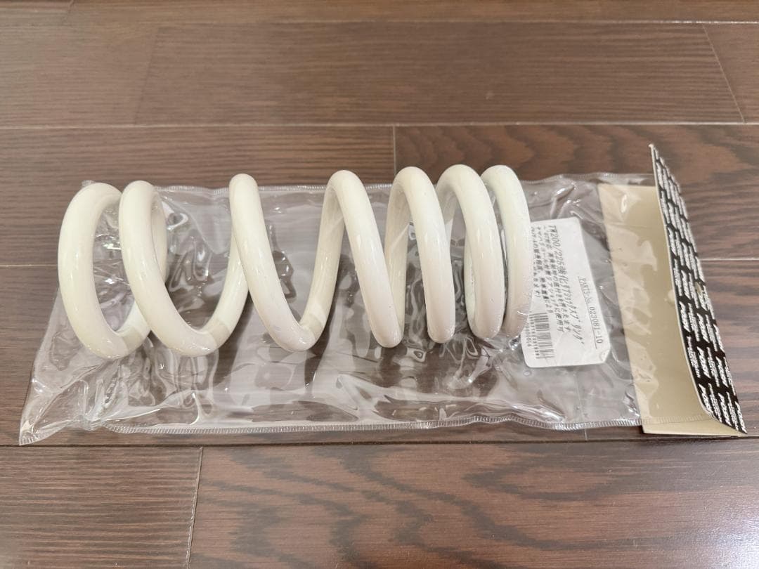 ヤマハ TW200 TW225 純正リアサス＆POSH強化スプリング セット - メルカリ