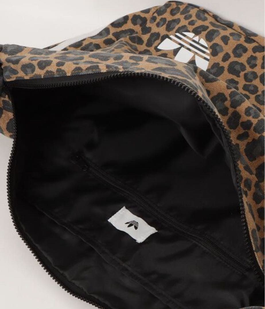 レオパード柄ラージ ショルダーバッグ adidas Originals - メルカリ