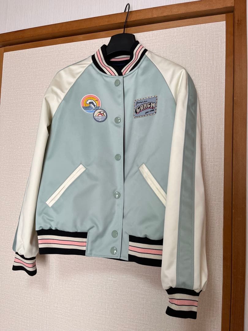 新品同様_coach リバーシブルスタジャン COACH◇リバーシブル シグネチャー スーベニア ヴァーシティジャケット
