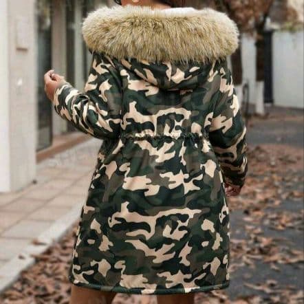 迷彩柄ファー付きジャケット - メルカリ