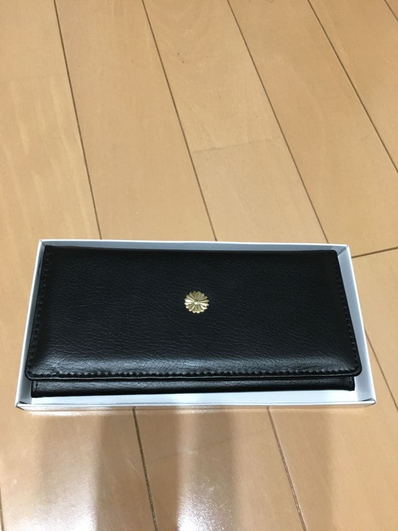 菊紋 財布 本革 黒 ブラック レザー 長財布 皇居菊紋 | Shop at