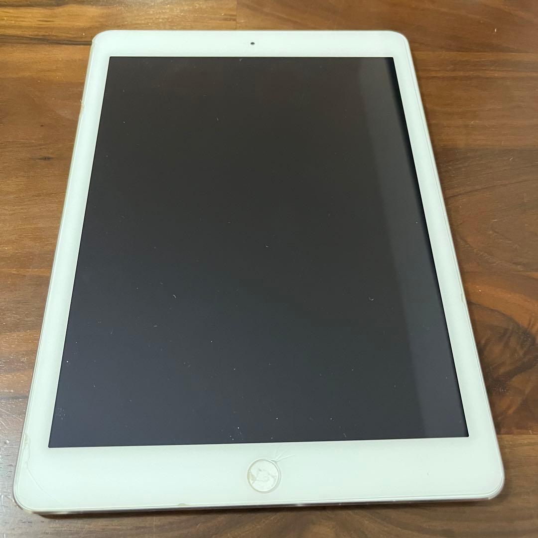 ジャンク品】Apple iPad シルバー 本体 - メルカリ