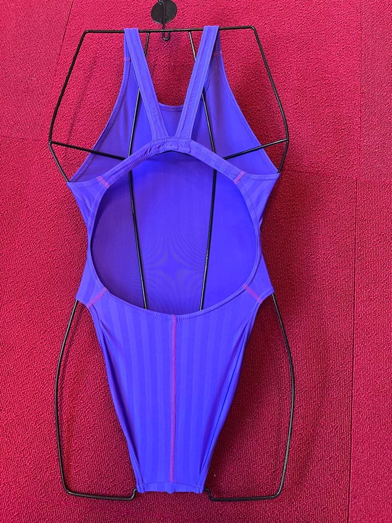 ム*タ様 インファ水着　競泳水着　サイズM 中古品　ハイレグ　縦線生地