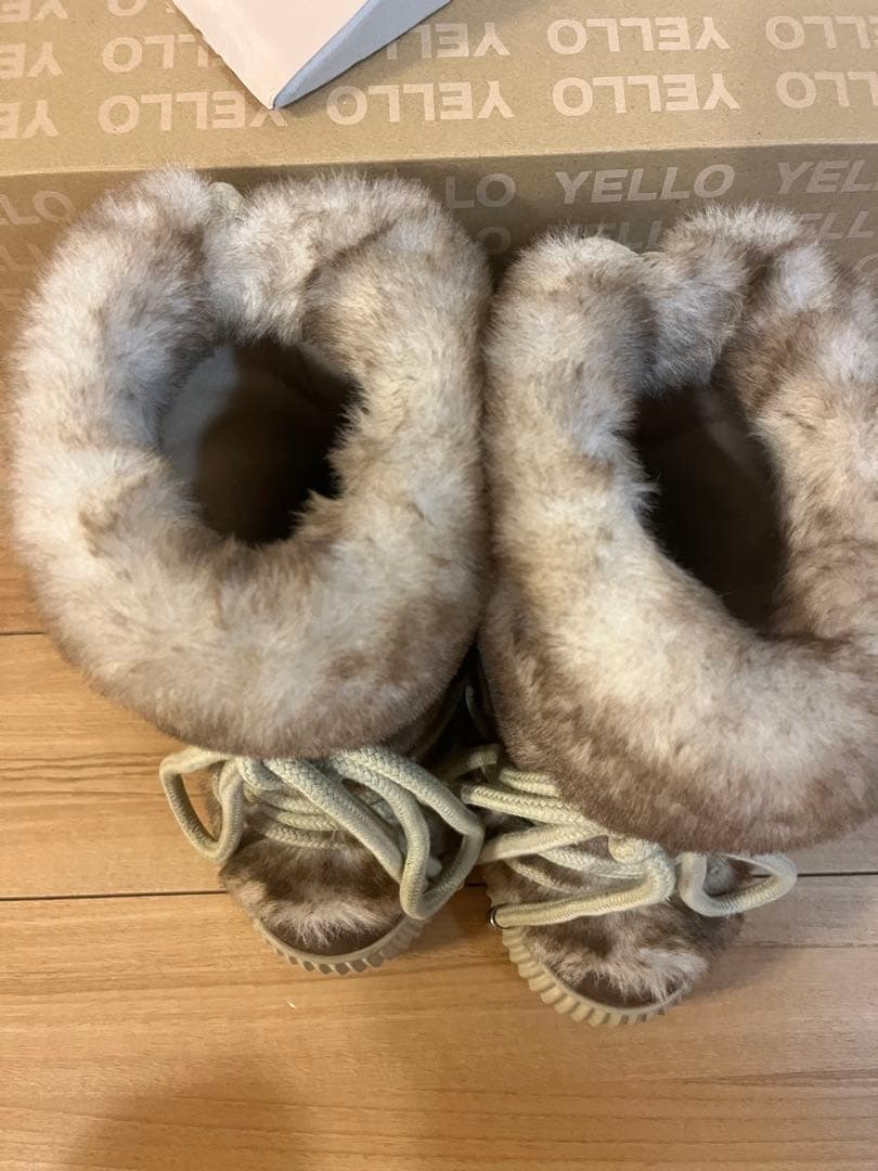2024年今期 yello ファーブーツ - メルカリ