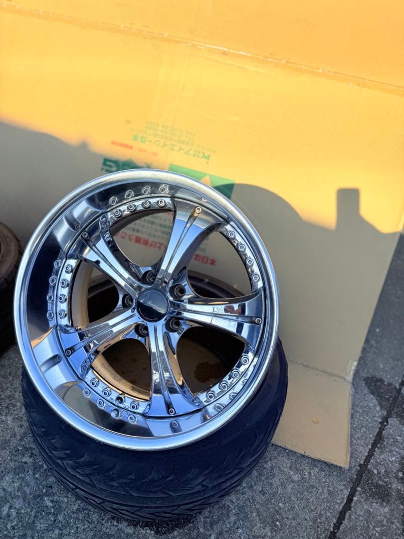 ヴィエナ クラージェ ビエナ クラージュ 9.5j 深リム18インチjzx100