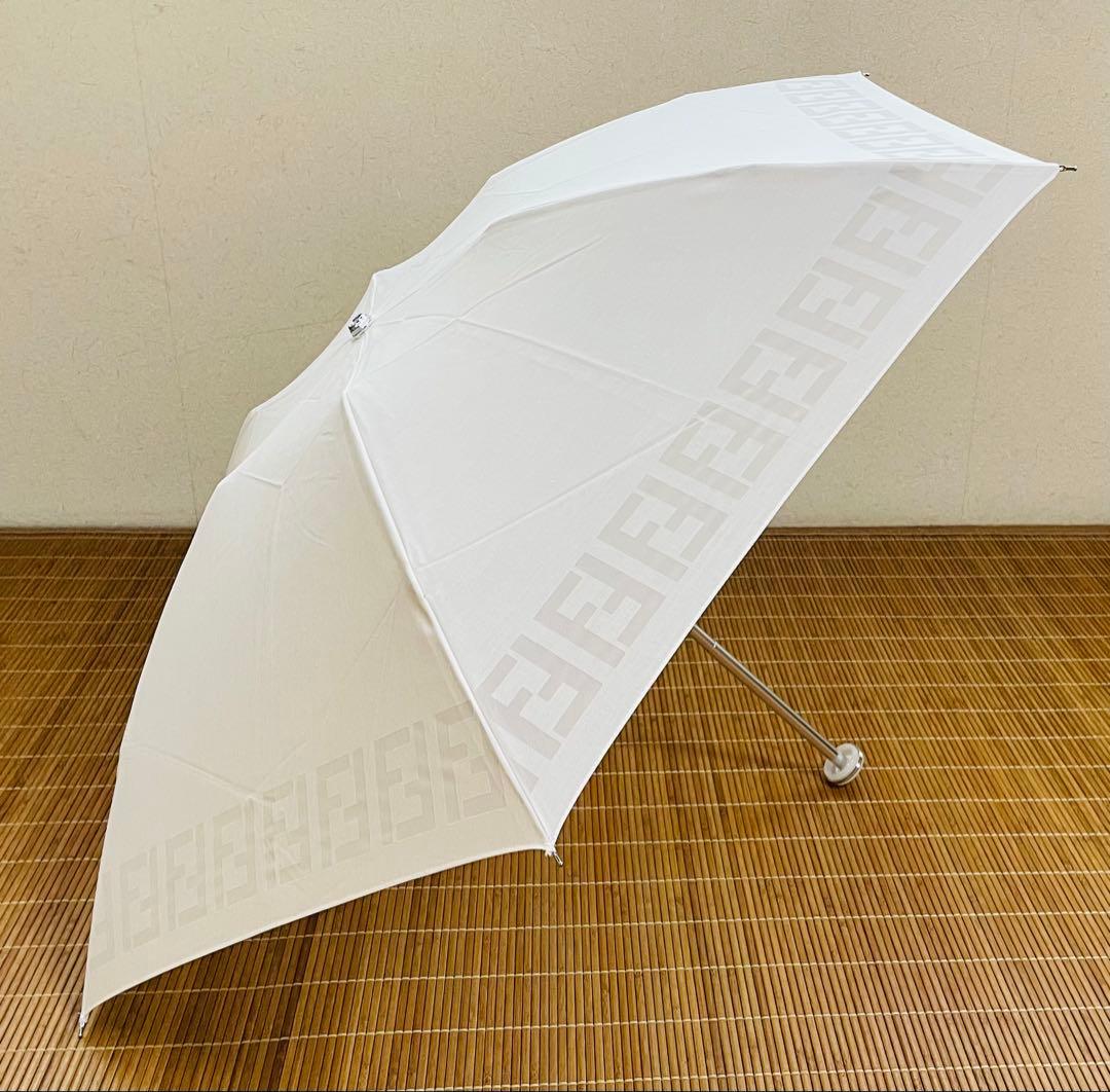 FENDI フェンディ 日傘 折りたたみ傘 ズッカ柄 FENDI フェンディ 日傘