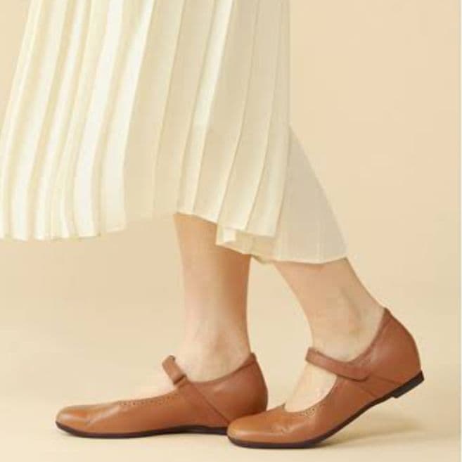 ◆新品◆アシックス　ペダラ　ウォーキングパンプス　キャメル　現行品　23.5cm