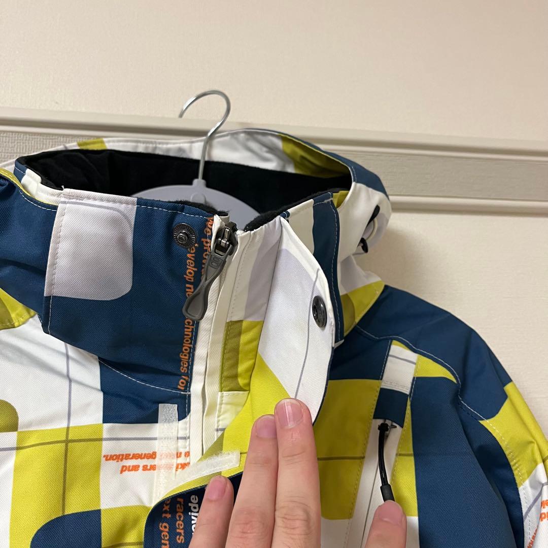 入手困難】on yo ne スキーウェア ユニセックス 青・黄・白 幾何学模様