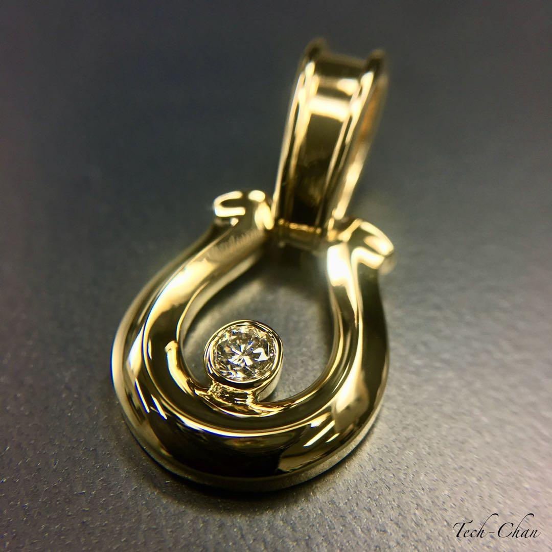 ポテト様の専用ページ　　　K18 馬蹄《M》中央ダイヤ付ペンダントトップ