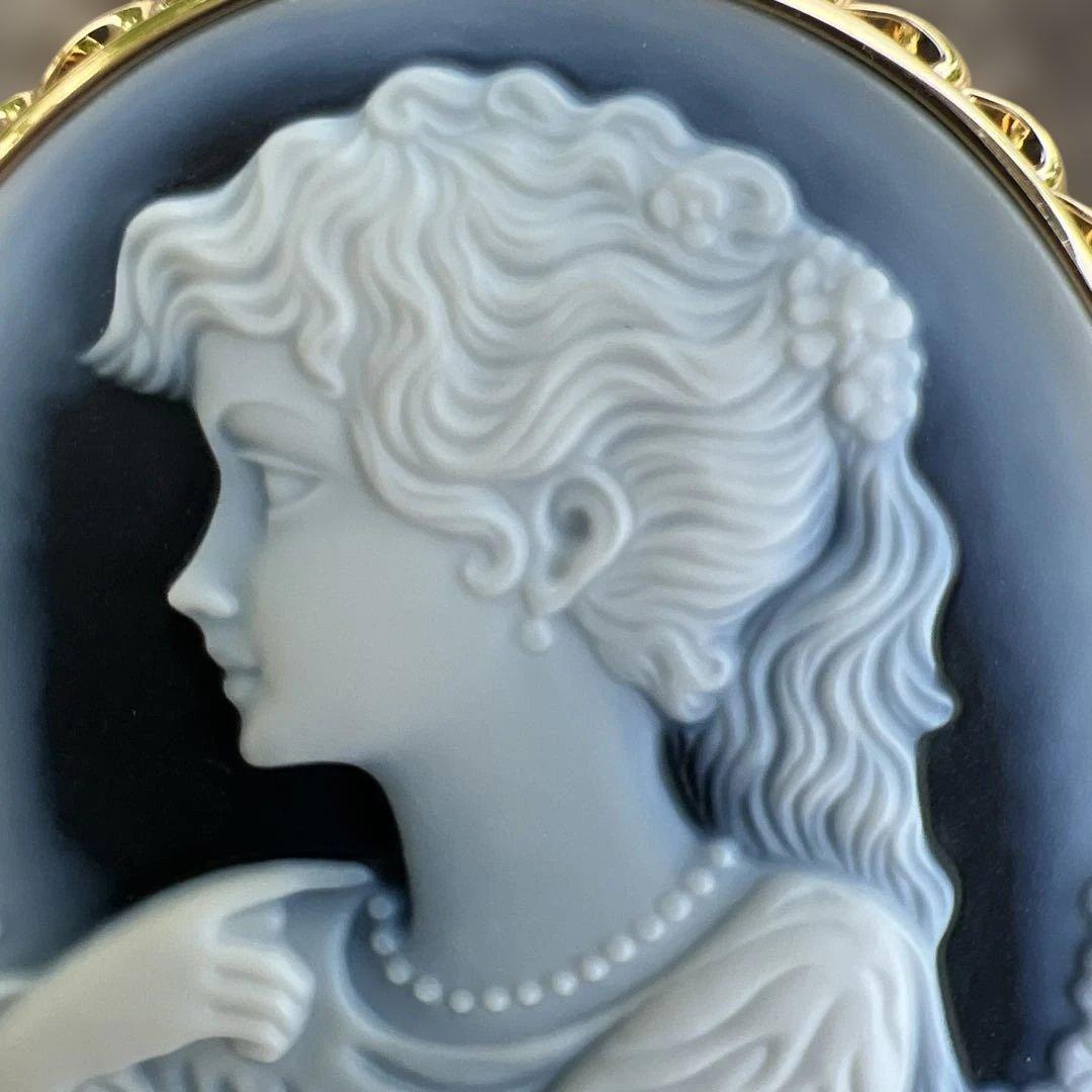 明日迄！ ストーンカメオ K18 ブローチ ペンダントトップ 美少女 2ways