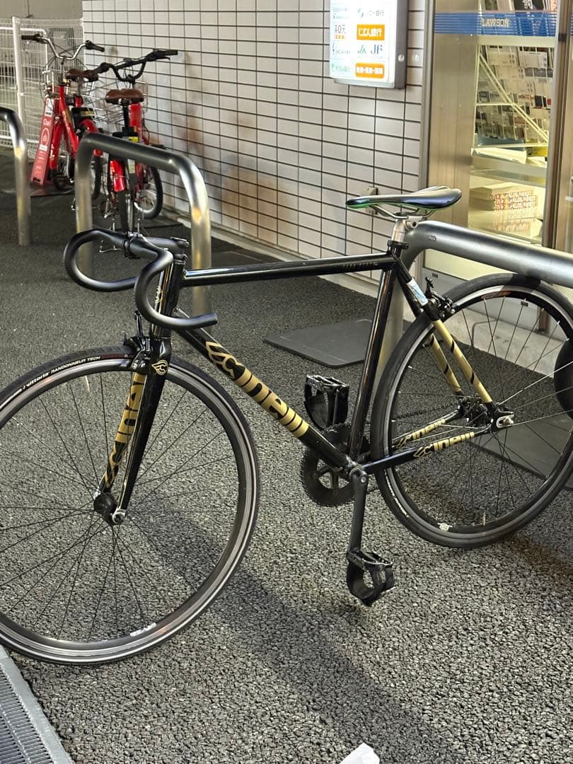 チネリ ピストバイク 来週までの価格 - メルカリ