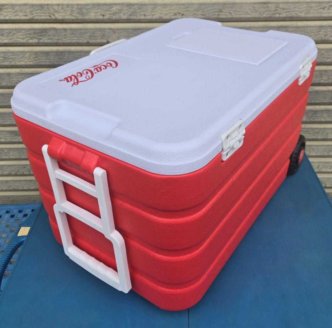 引取限定】コカ・コーラ Coca Cola クーラーボックス ・チェア - メルカリ