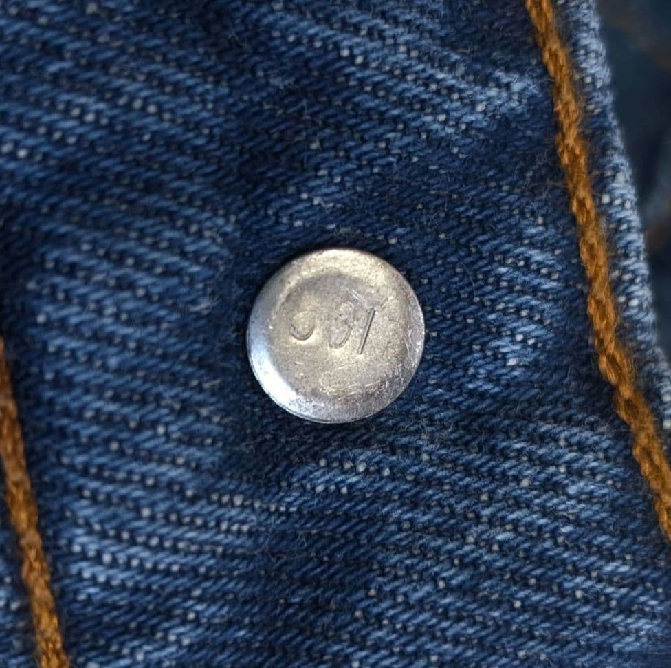 Levi's 610】USA製90sテーパードデニム 真っ紺 W34 L32 - メルカリ