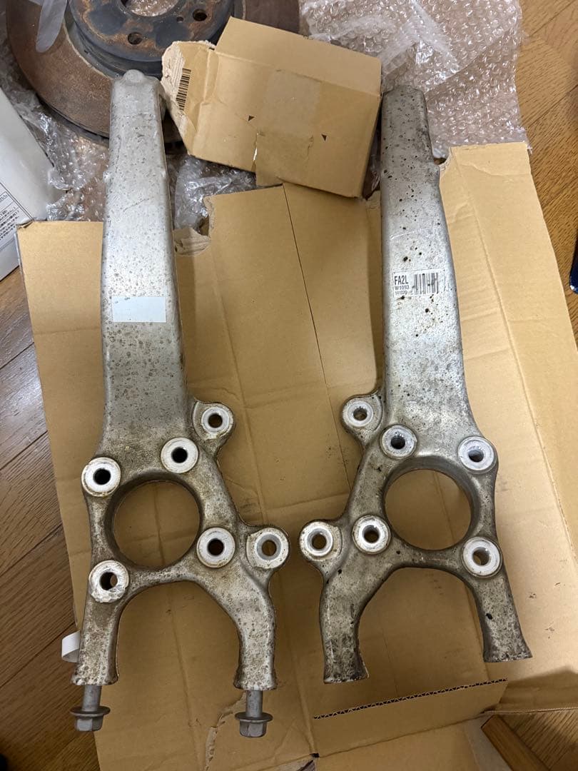 21クラウン 純正ナックル IS純正ナックルへ交換(^^)v（トヨタ クラウンアスリート・S210系）by