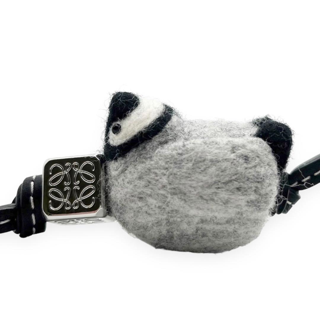 極美品】ロエベ 現行 ベビーペンギン チャーム アナグラム ダイス