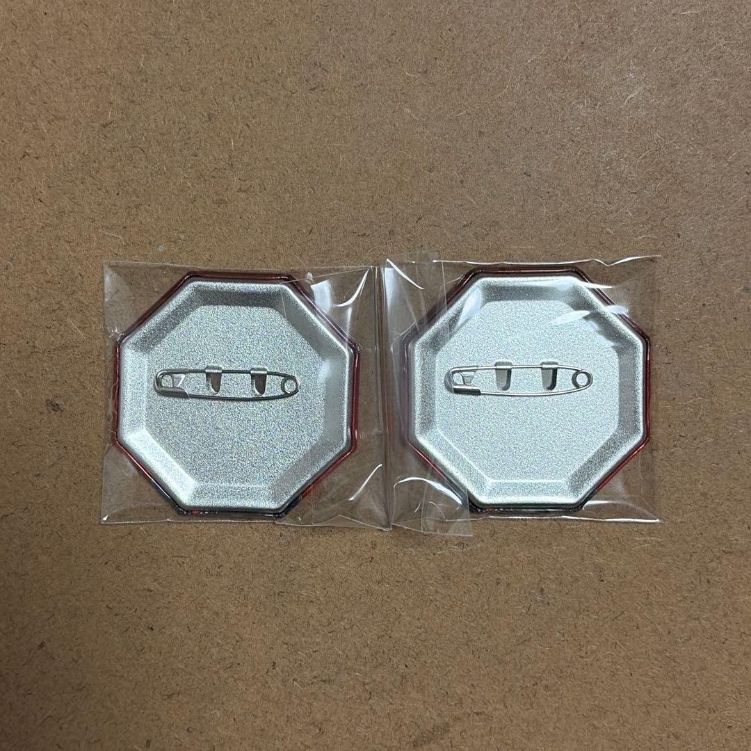 ツイステ ブレイジングジュエル エース 缶バッジ - メルカリ